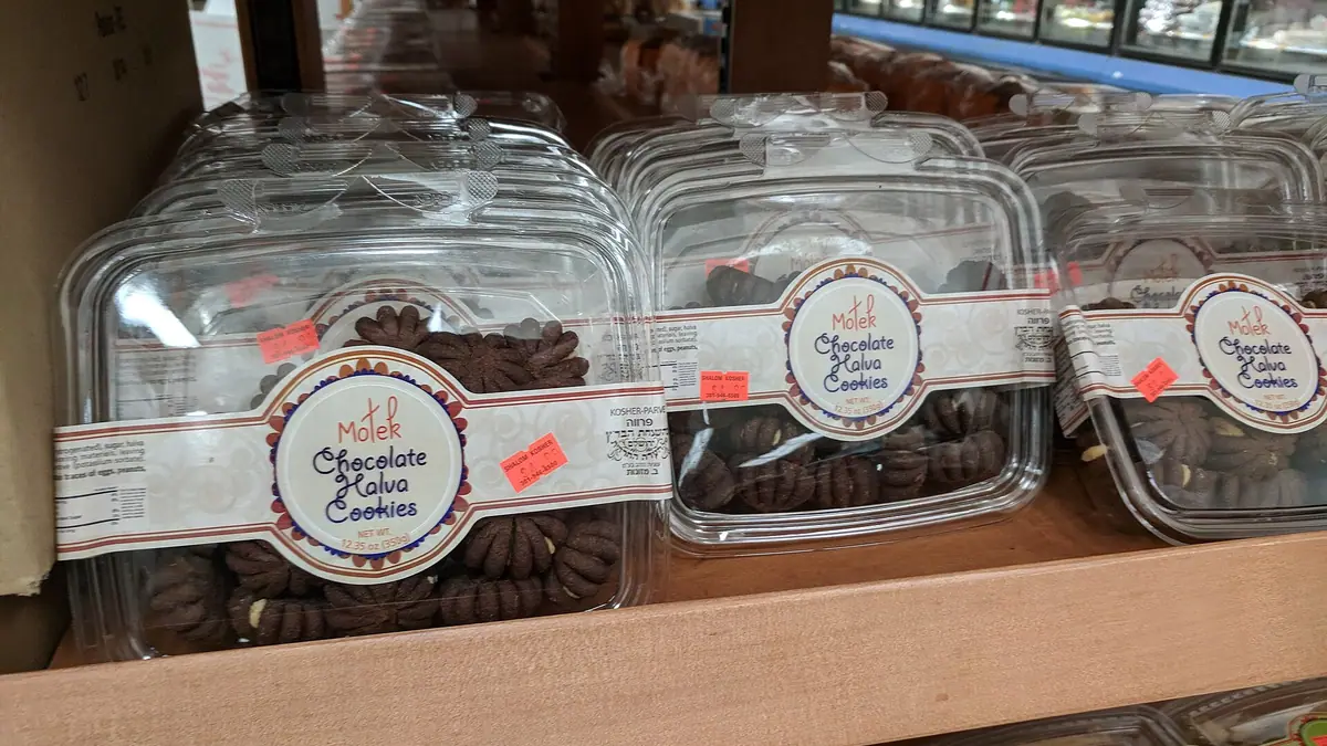 Rolo's Deli – bakery in Coatbridge town centre